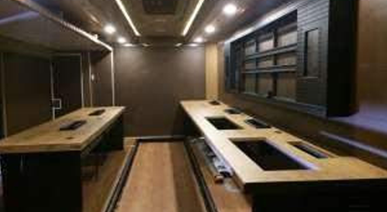 MOBILE BROADCAST CONSOLE